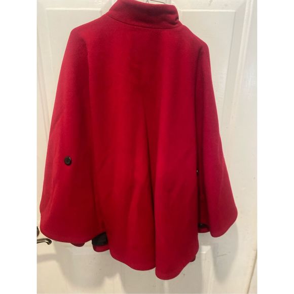Vintage Pendleton Red Virgin Wool Women’s Cape Coat Sz Small Black Buttons - Picture 7 of 13